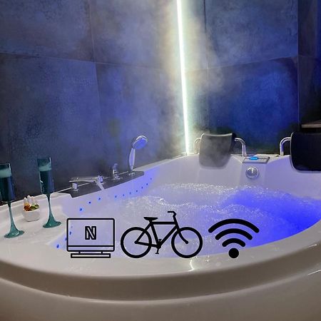 Jacuzzi & Bike Apartment, Krakov Exteriér fotografie